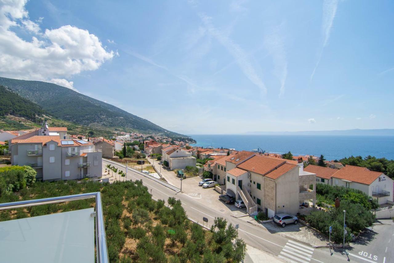 Apartments Sara 4 Бол Екстер'єр фото